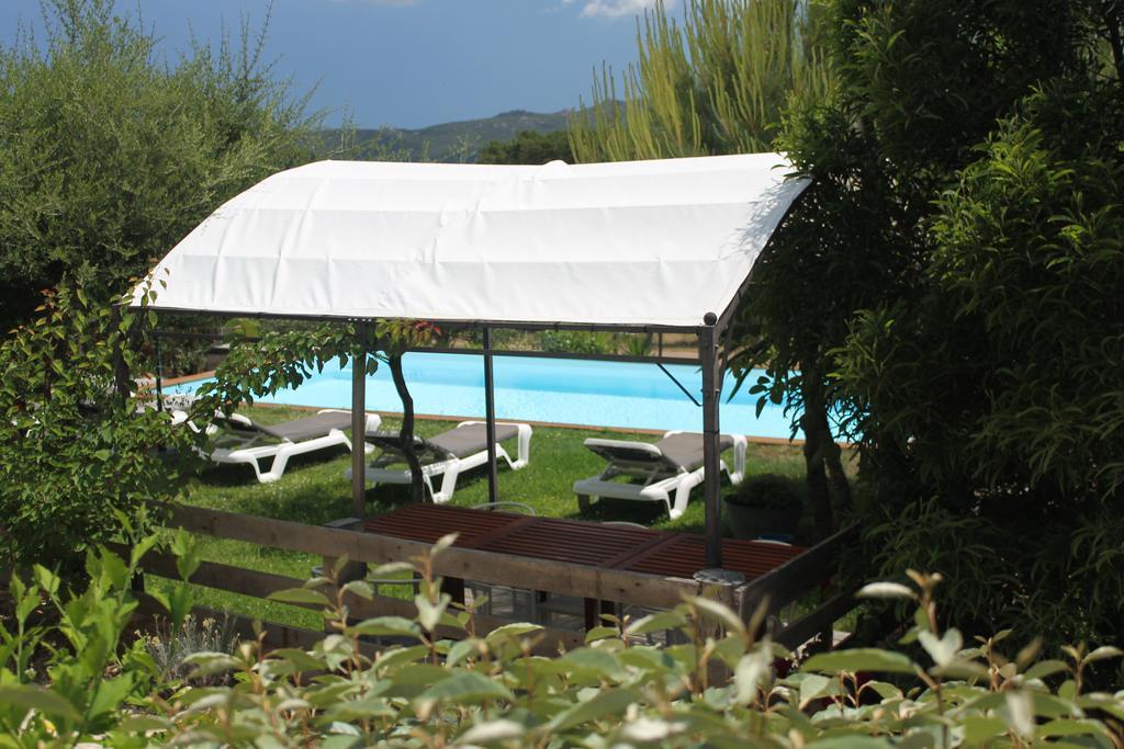 Chambres D'Hotes Caseddu Di Poggiale Figari  Dış mekan fotoğraf