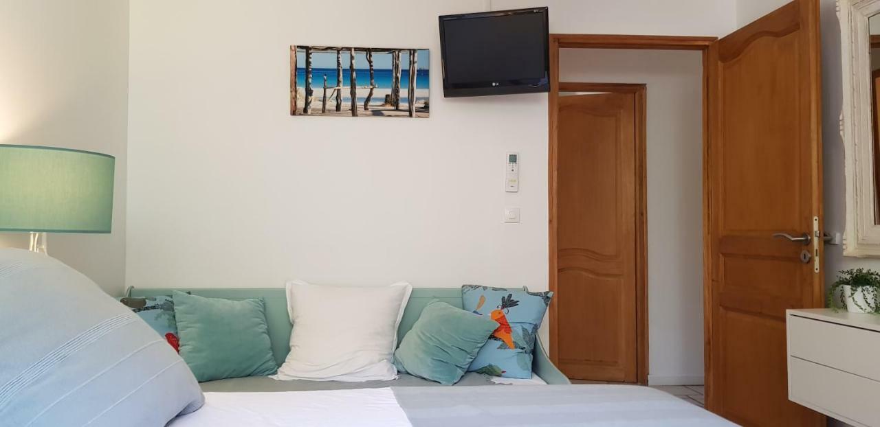 Chambres D'Hotes Caseddu Di Poggiale Figari  Dış mekan fotoğraf